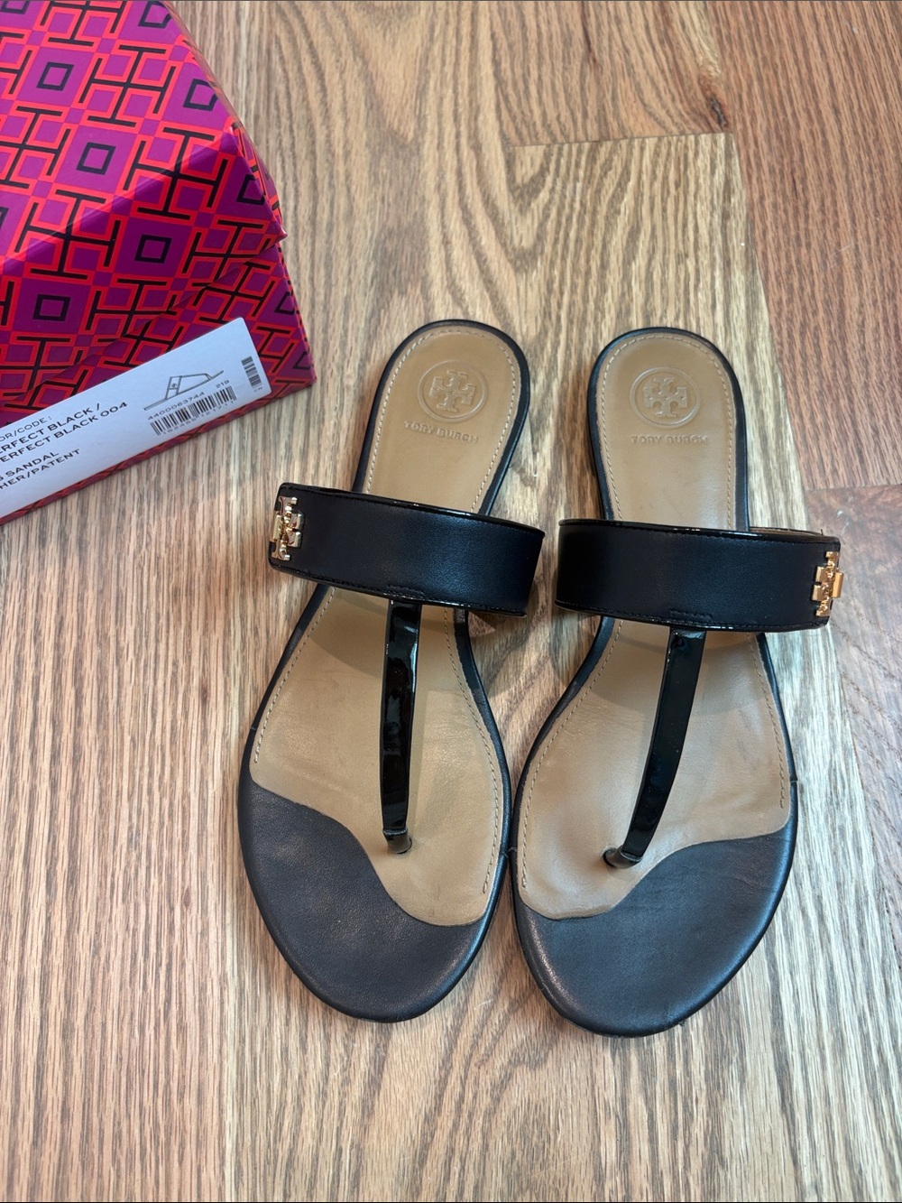 Tory Burch Black Kira Thong Sandals with Gold Logo - size 8.5